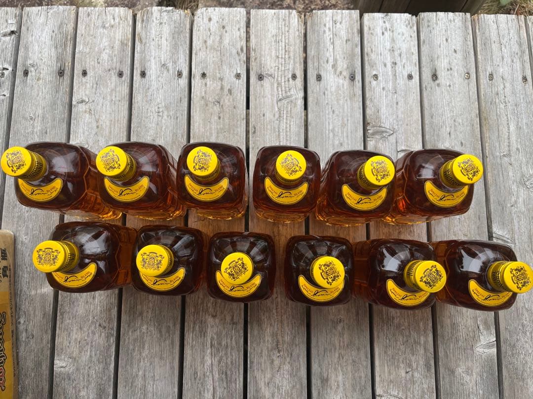 サントリーウイスキー 2012年　古酒　700ml 角 12本セット　送料無料