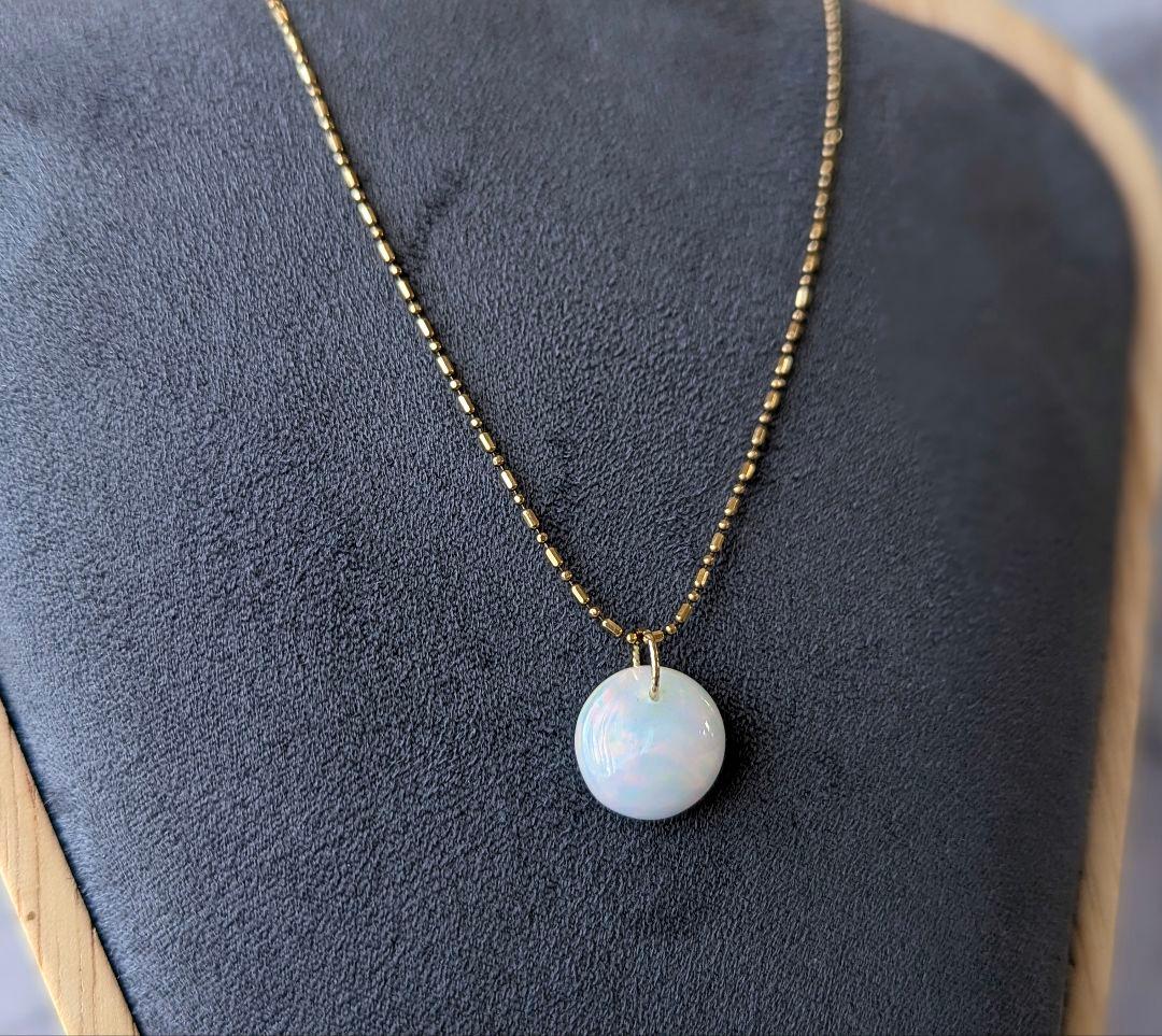 ♢pinkdog♢訳あり♢K18 ホワイトオパール 4.1ct チャーム