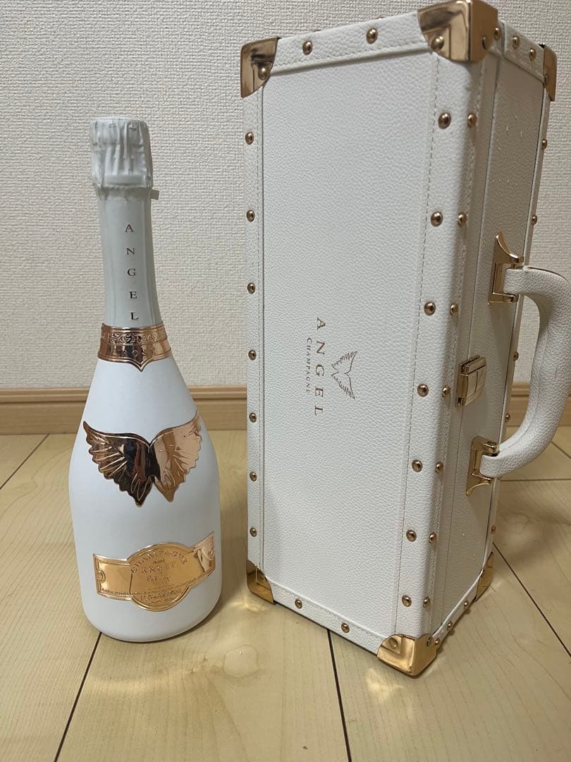 ANGELCHAMPAGNE NV Brut Rose White専用ケース付き