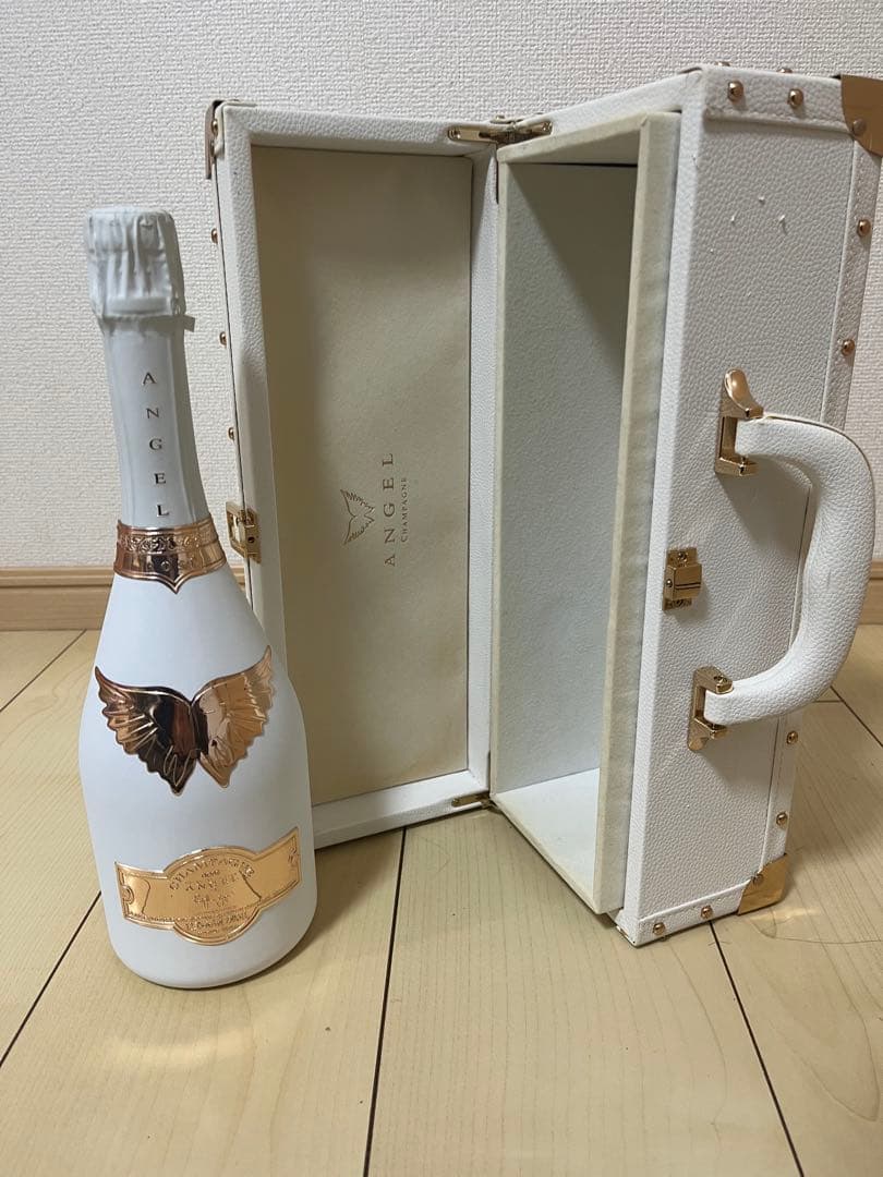 ANGELCHAMPAGNE NV Brut Rose White専用ケース付き