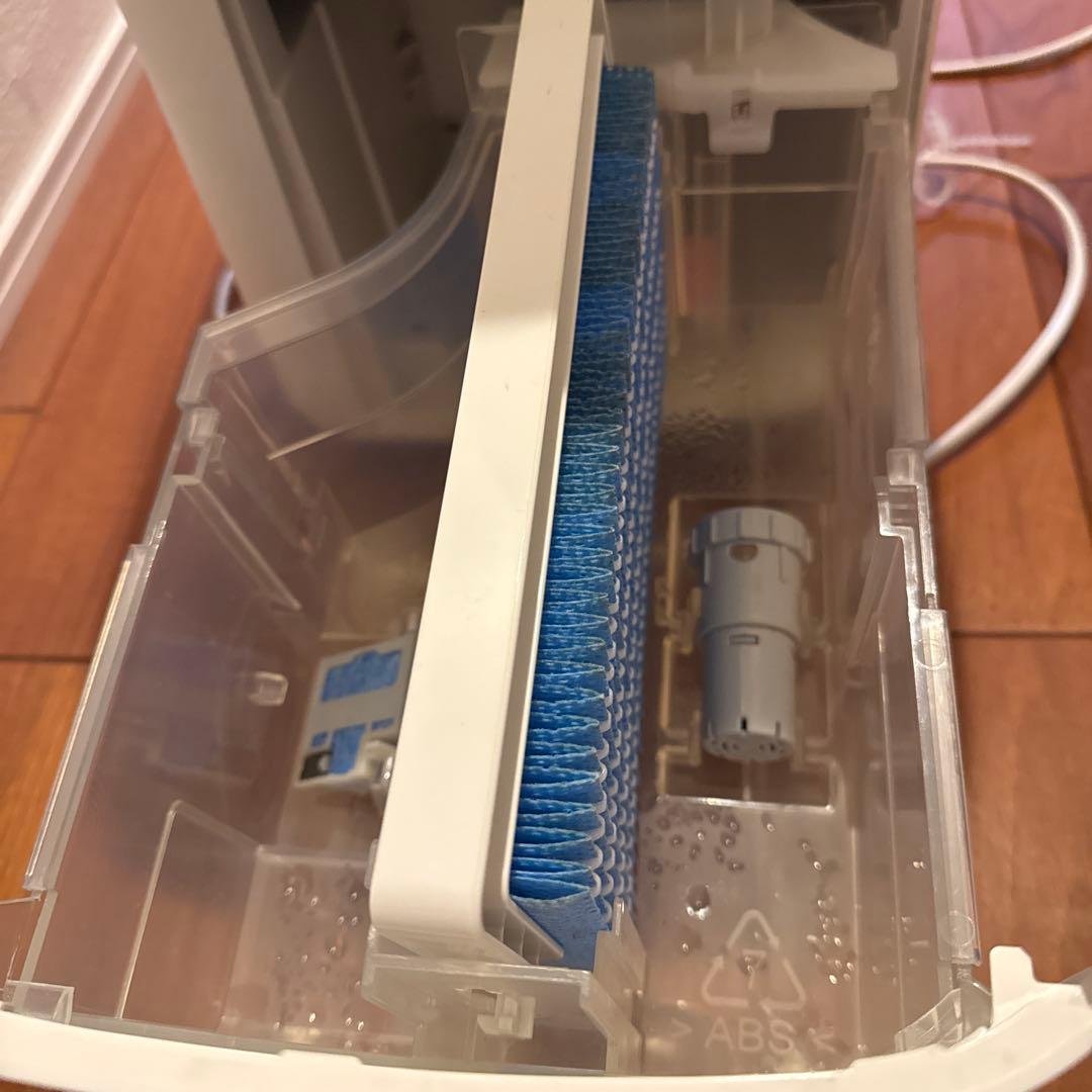 SHARP 除湿機 衣類乾燥　空気清浄KI-ND50 プラズマクラスター