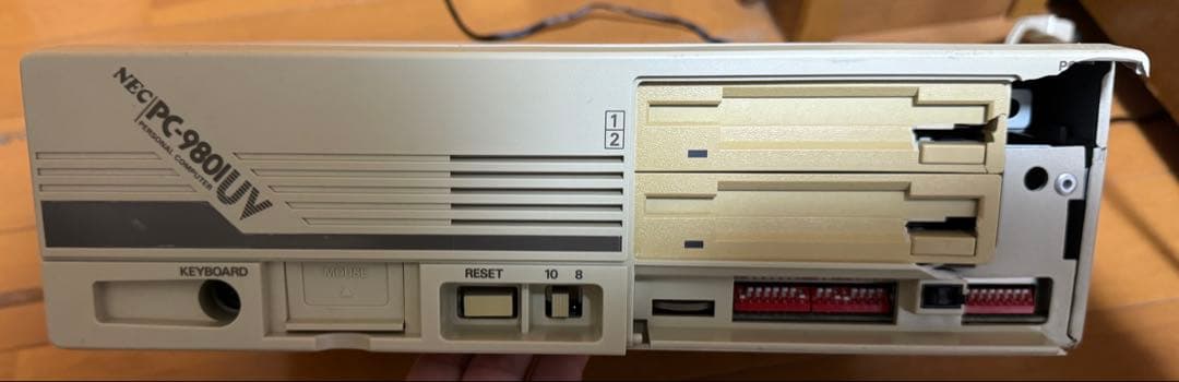 PC-9801UV11 ジャンク品