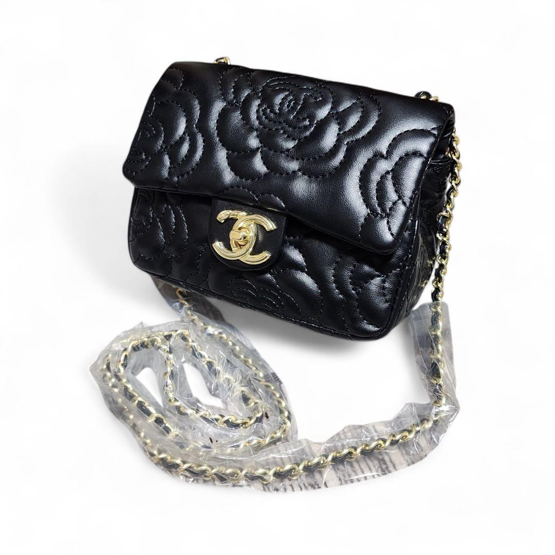 え*ー様 CHANEL　ショルダーバッグ　花柄　黒　ノベルティ