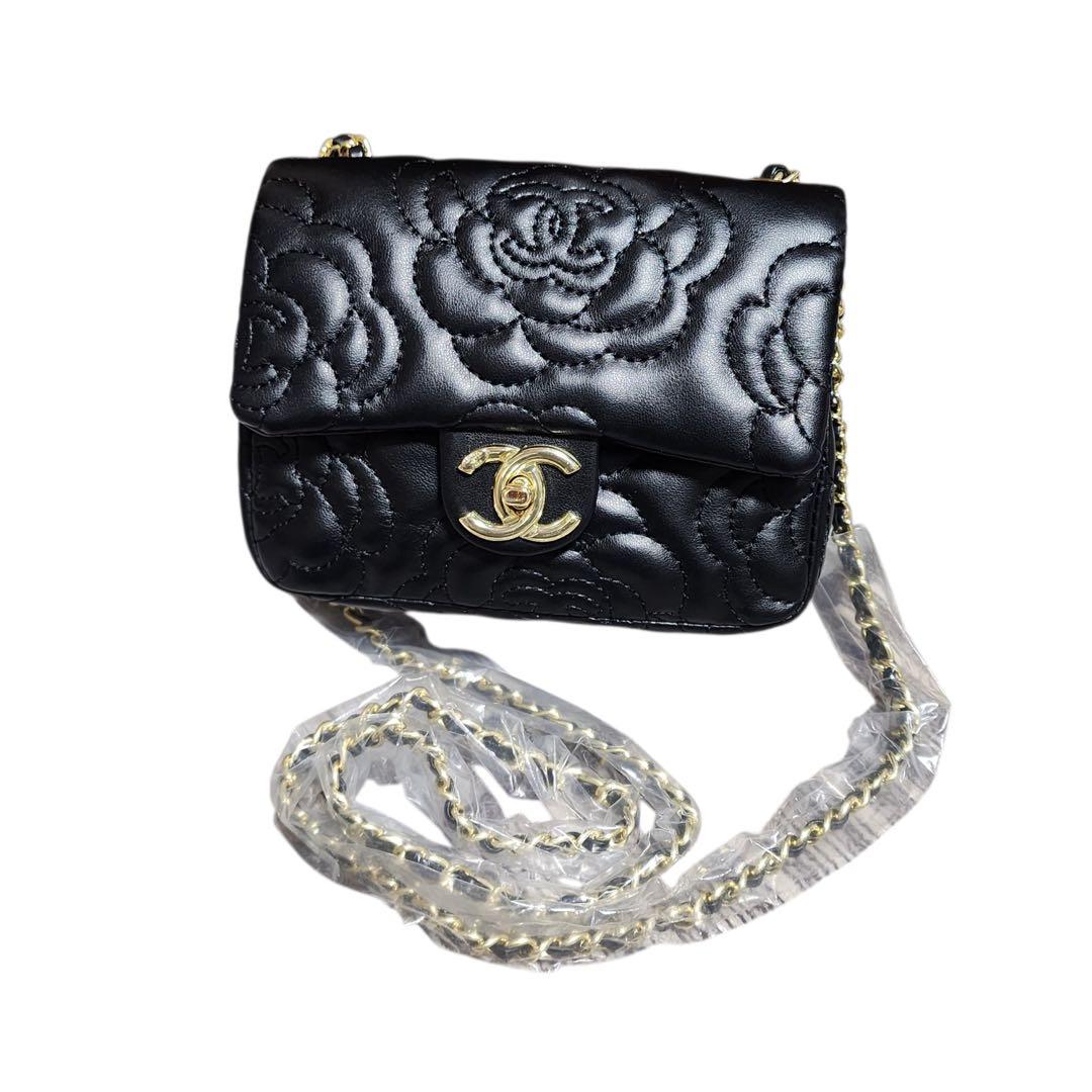 え*ー様 CHANEL　ショルダーバッグ　花柄　黒　ノベルティ