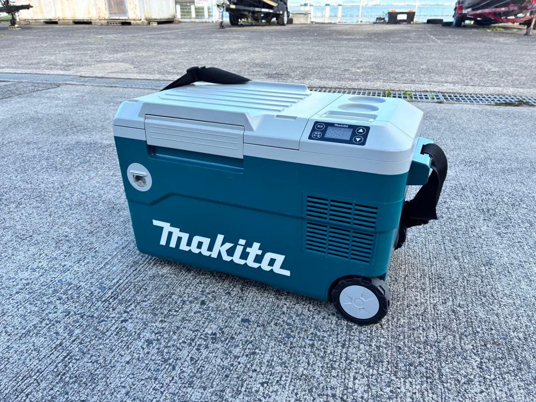 マキタ　冷蔵庫