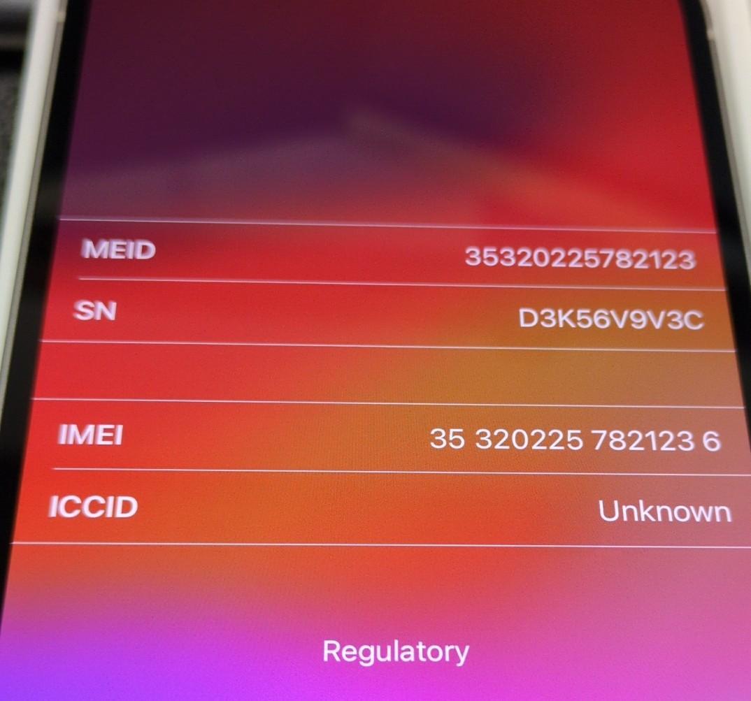 1236 新品未使用 iPhone13 128GB スターライト SIMフリー