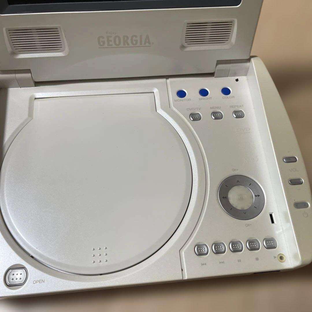 IA ポータブルDVDプレーヤー