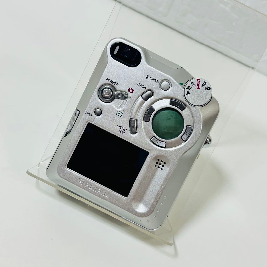 【動作品】【希少極美品】FUJIFILM ファインピクス 6800 Zoom