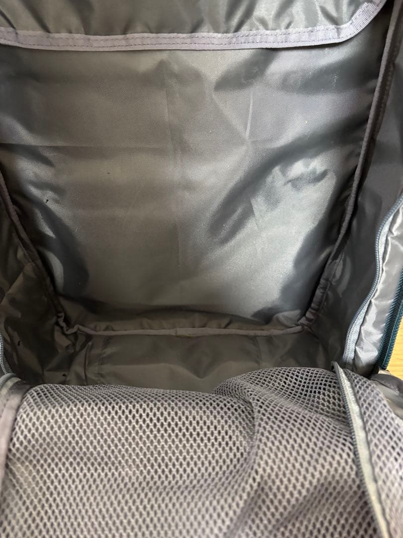 パタゴニア ブラックホール　ミニmlc30 ノーブルグレー