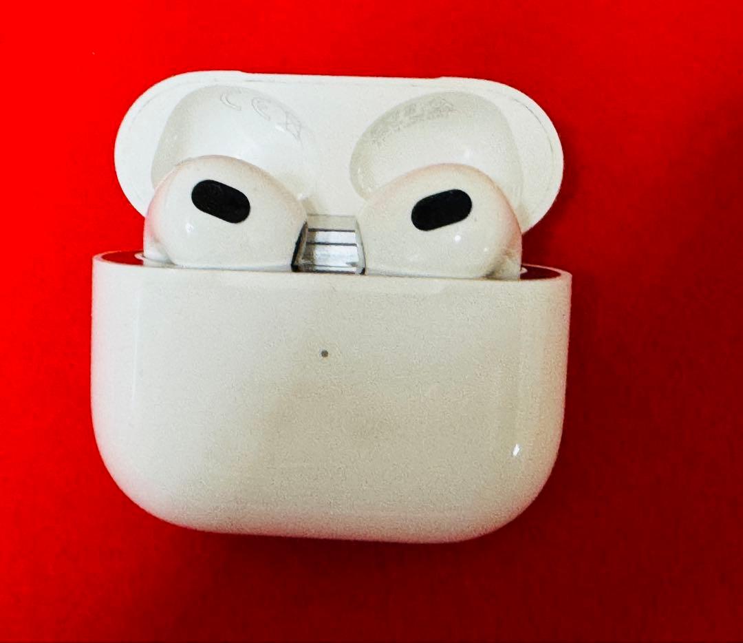 AirPods 第3世代 with MagSafe 充電ケース