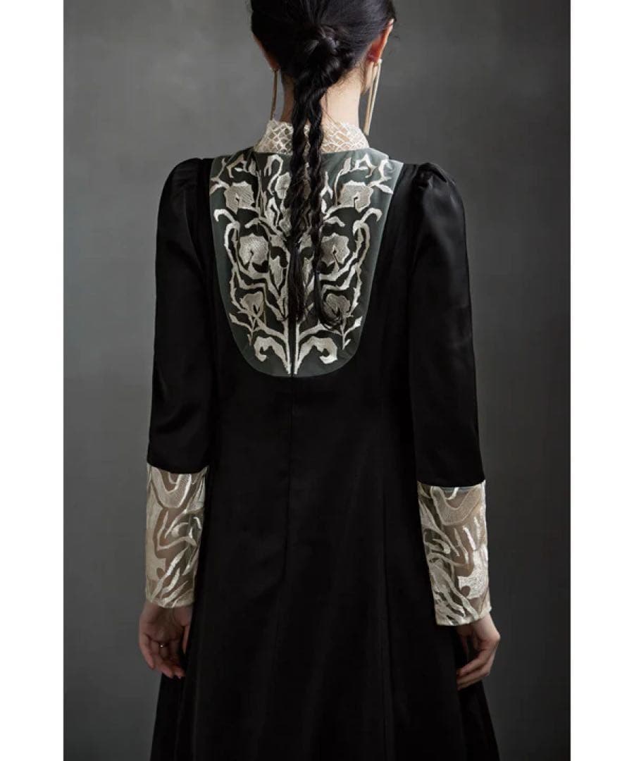 etoll. バック刺繍ドレス Sサイズ