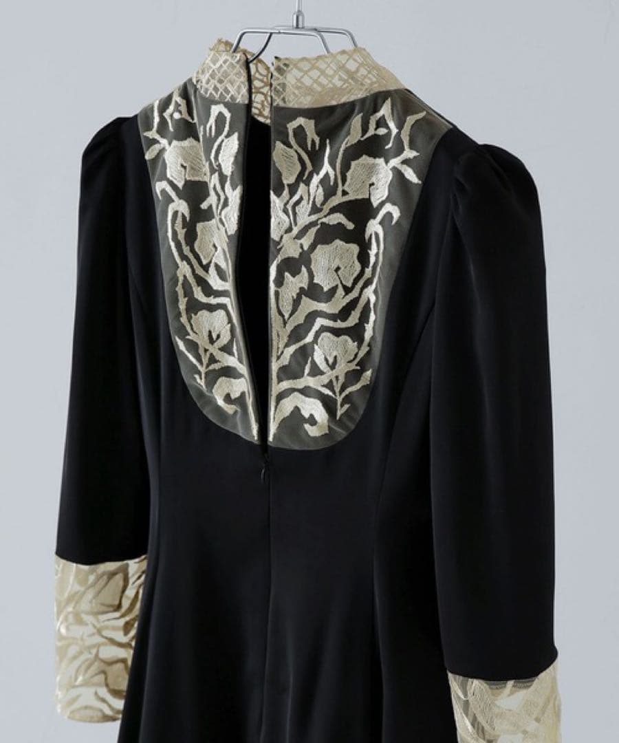 etoll. バック刺繍ドレス Sサイズ