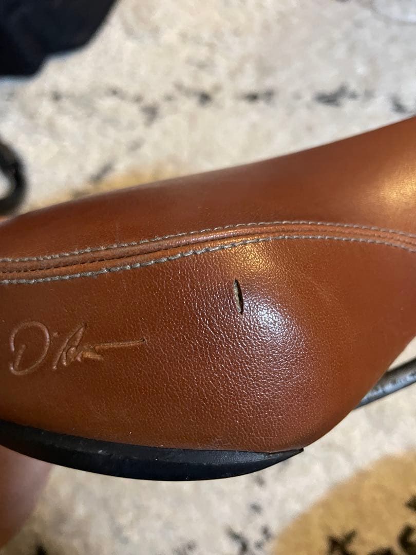 BRUNO エルゴノミックブラウンレザーサドル