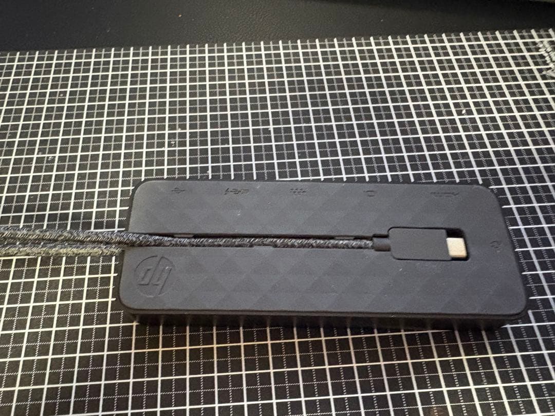 HP Pavilion Aero 13-bg (16GB, スカイブルー)