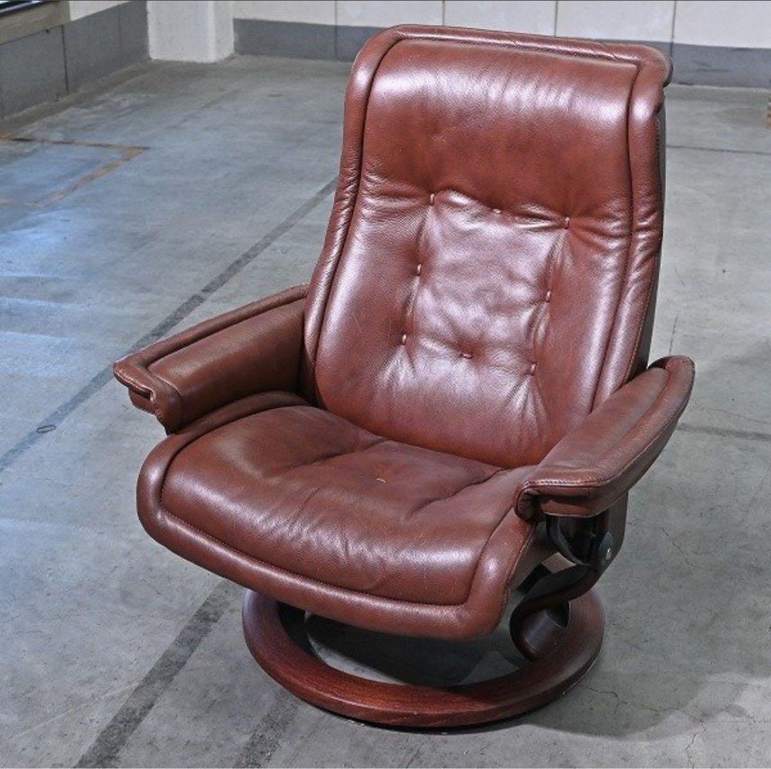 ノルウェーEKORNES 37万「ロイヤル/」リクライニングチェア本革