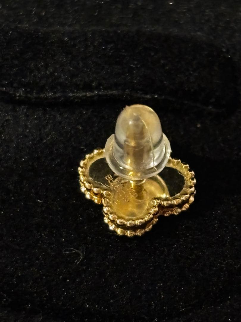 ヴァンクリーフ&アーペル VCA アルハンブラ オニキス ピアス K18 750