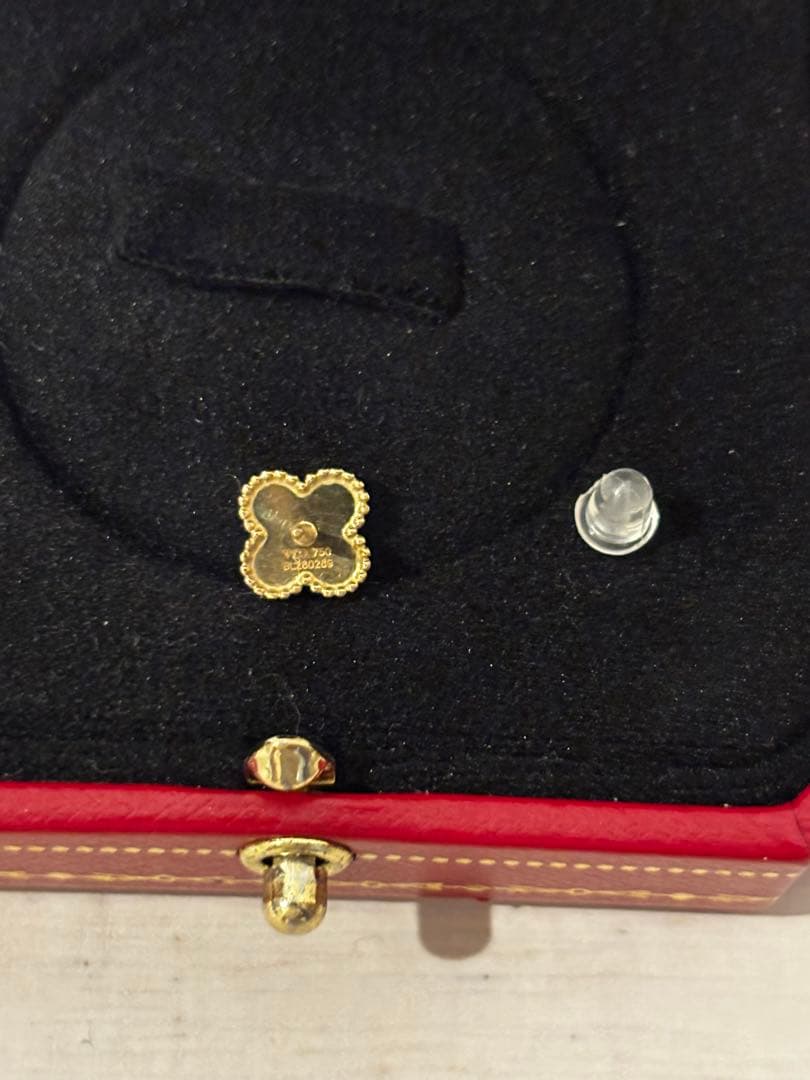 ヴァンクリーフ&アーペル VCA アルハンブラ オニキス ピアス K18 750