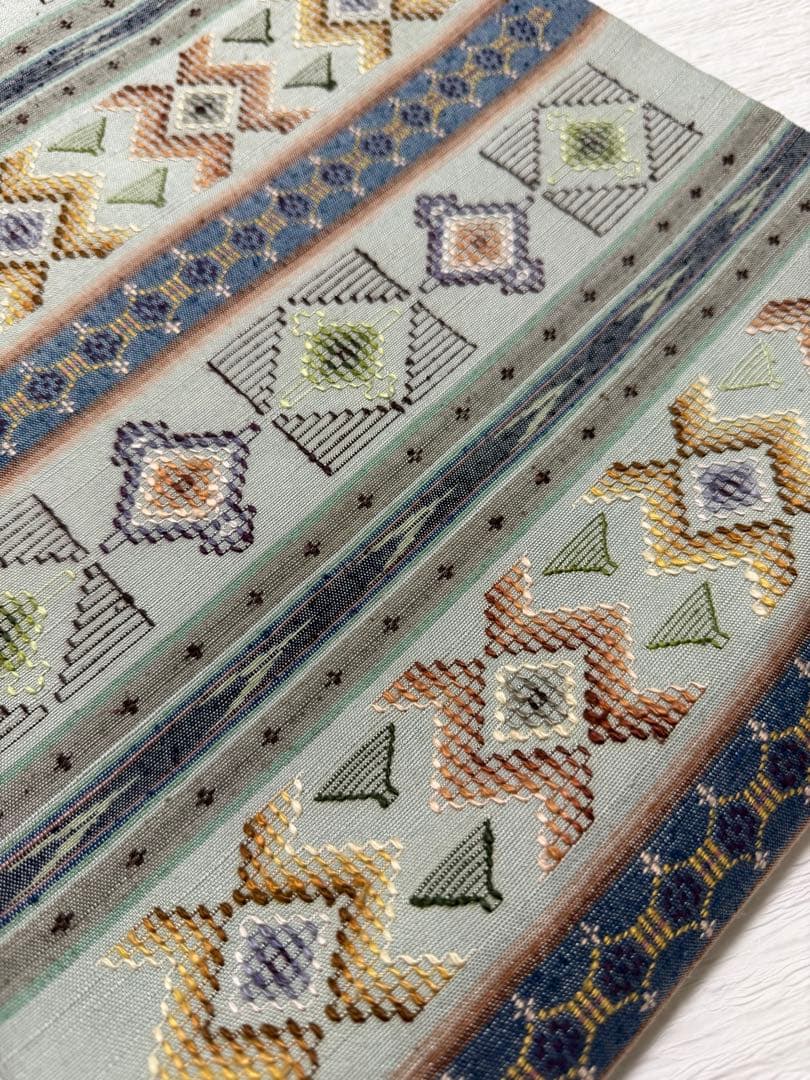 m-52 沖縄県指定無形文化財 読谷山花織 本場琉球 名古屋帯 正絹 極美品