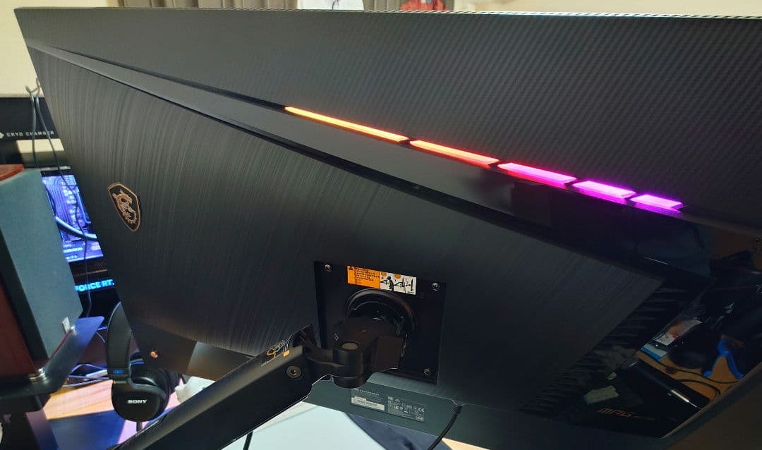 MSI Optix MPG321UR-QD 4K144Hzゲーミングモニター