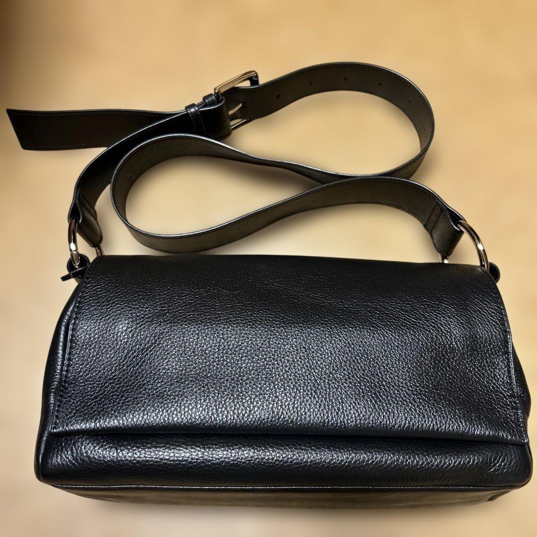 ビアズリー　ショルダーバッグ　ブラック