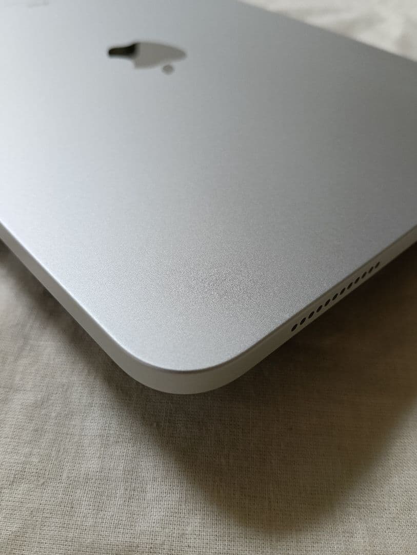 ほぼ未使用 iPad 第10世代 バッテリー100%