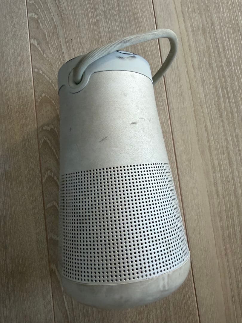 ジャンク品Bose SOUNDLINK REVOLVE ホワイト