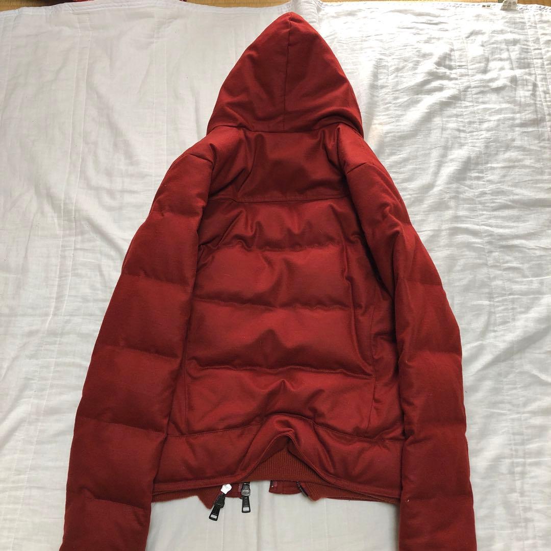 ★訳あり　AKM フード風デザイン　ダウンジャケット　赤