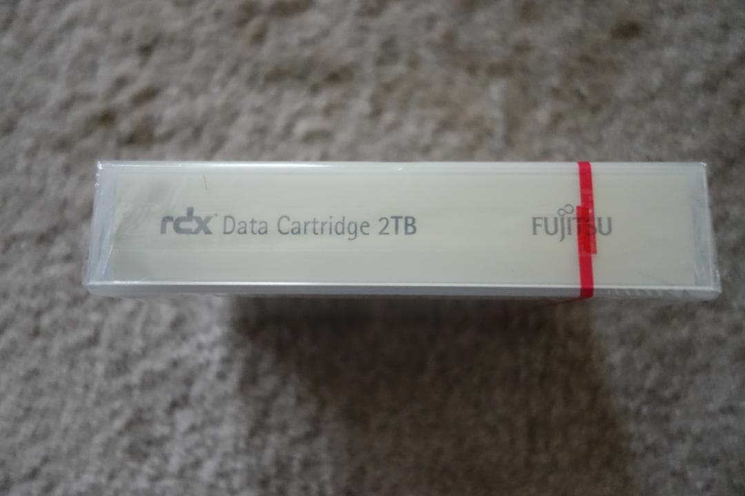 【新品】RDX 2TBデータカートリッジ 新品未開封