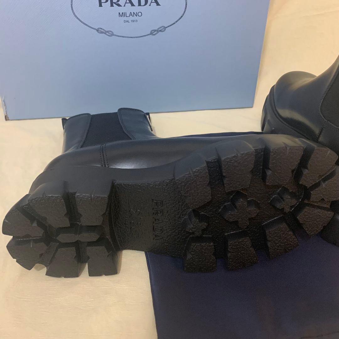 PRADA サイドゴア ショートブーツ