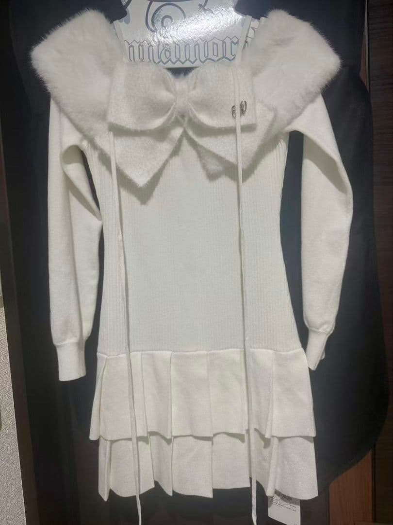 HONEY MEW ハニーミュウ ビッグリボンクロスオフショルワンピ 白