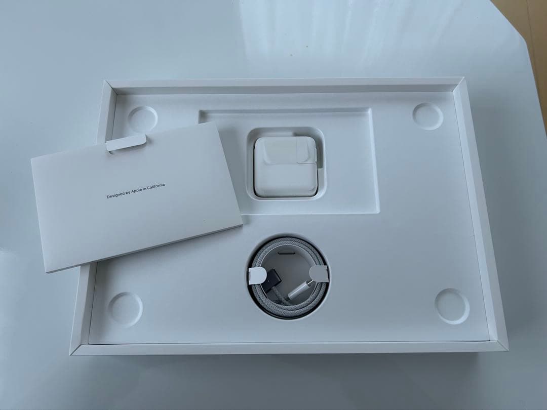 MacBook air 2022 M2 8GB 258GB スペースグレー