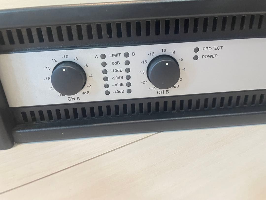 Electro-Voice エレクトロボイス Q44-ii パワーアンプ