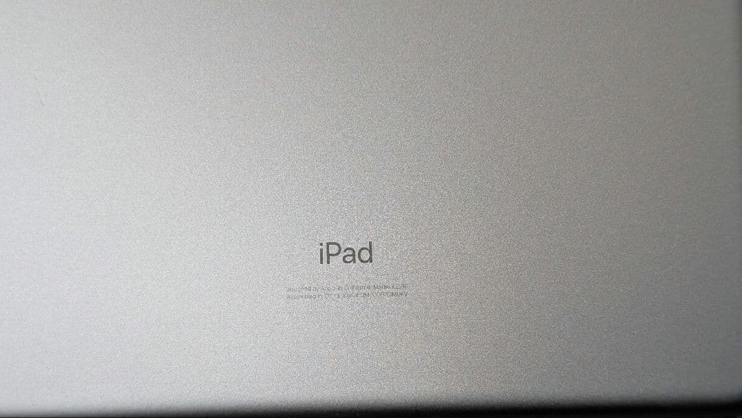 iPad第7世代 32GB シルバーSIMフリーモデル