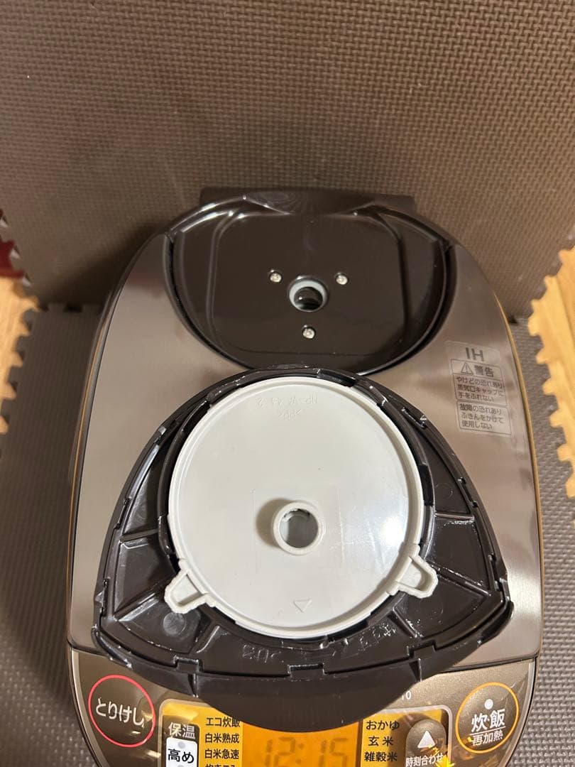 象印 IH炊飯ジャー　NW-VCT10 2024