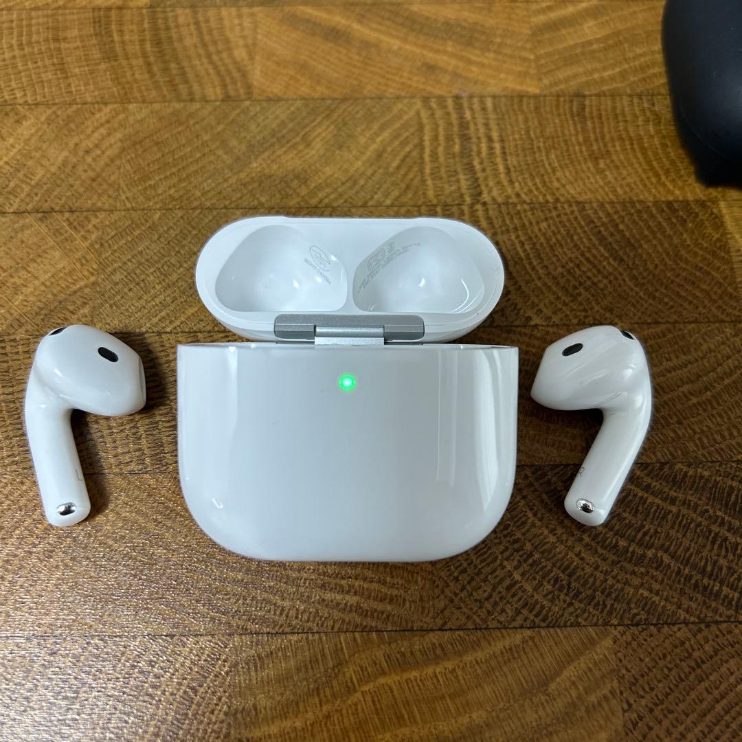 AirPods4 ホワイト MXP93J/A アクティブノイズキャンセリング搭載
