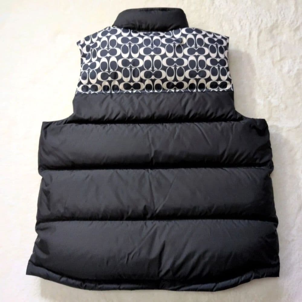 【極美品】COACH コーチ シグネチャー ダウンベスト XL 黒 メンズ