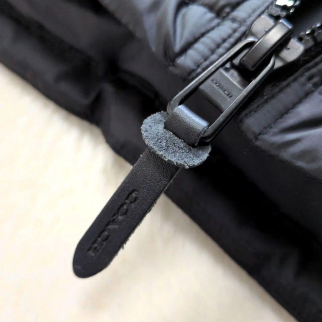 【極美品】COACH コーチ シグネチャー ダウンベスト XL 黒 メンズ