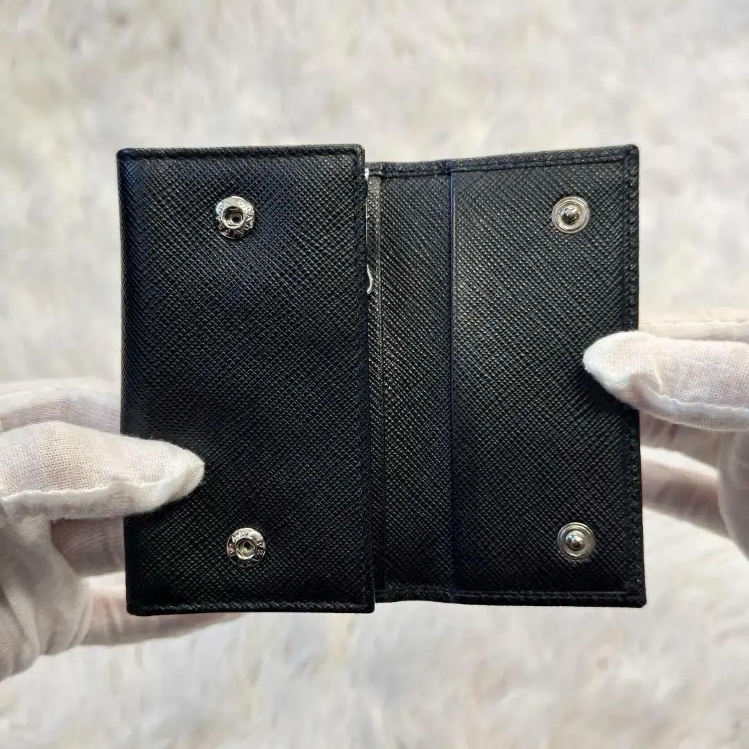 【美品】PRADA キーケース サフィアーノ レザー 黒 2PG222 プラダ