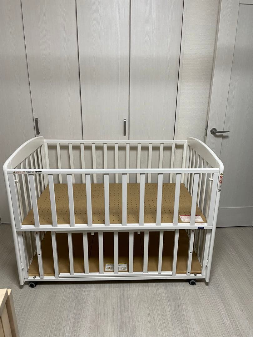 ベビーベッド KATOJI 直接引取り