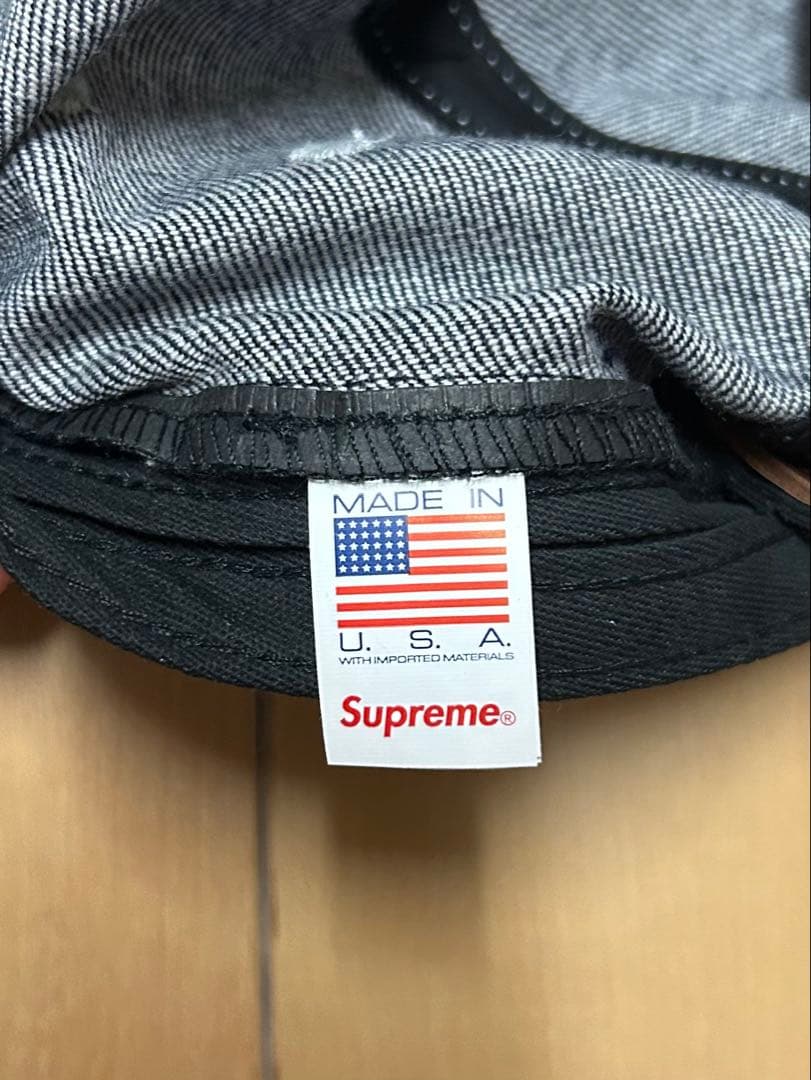 シュプリーム　キャップ　ほぼ未使用品
