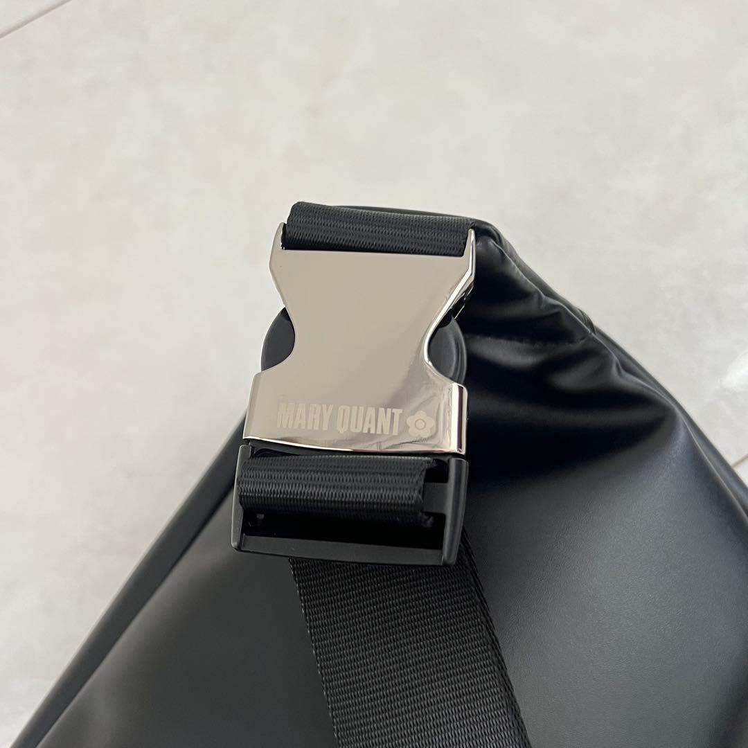 【未使用品】MARY QUANTエポビジューデイジーポイントボディバッグタグ付き