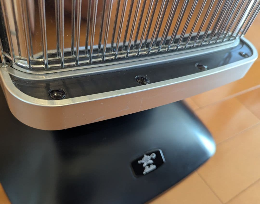 【美品】アラジン グラファイトヒーター AEH-2G10AJ 2021年製