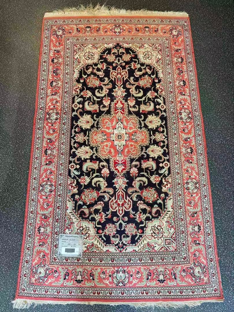 DT515 ペルシャ絨毯 クム イラン 125×73cm シルク 絹100%