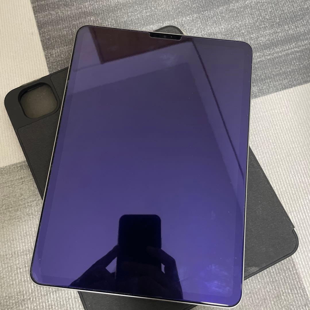 栗田 　iPad Pro 11インチ　第4世代