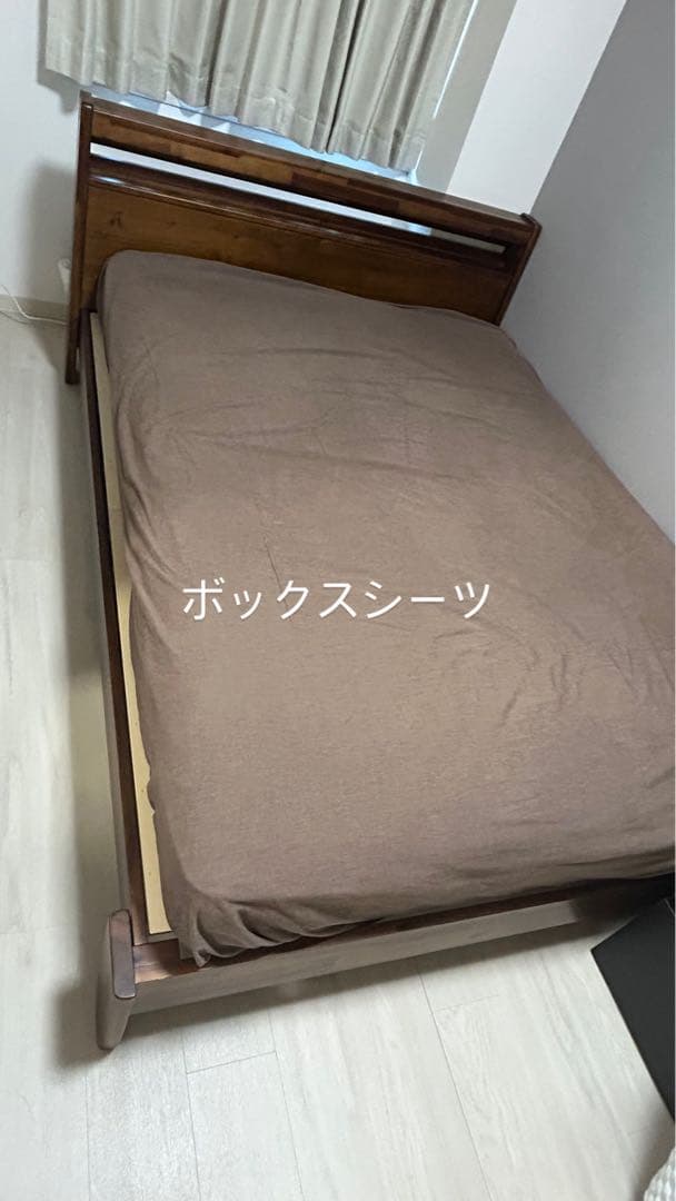 木製ダブルベッドフレーム、マットレス　その他付属品