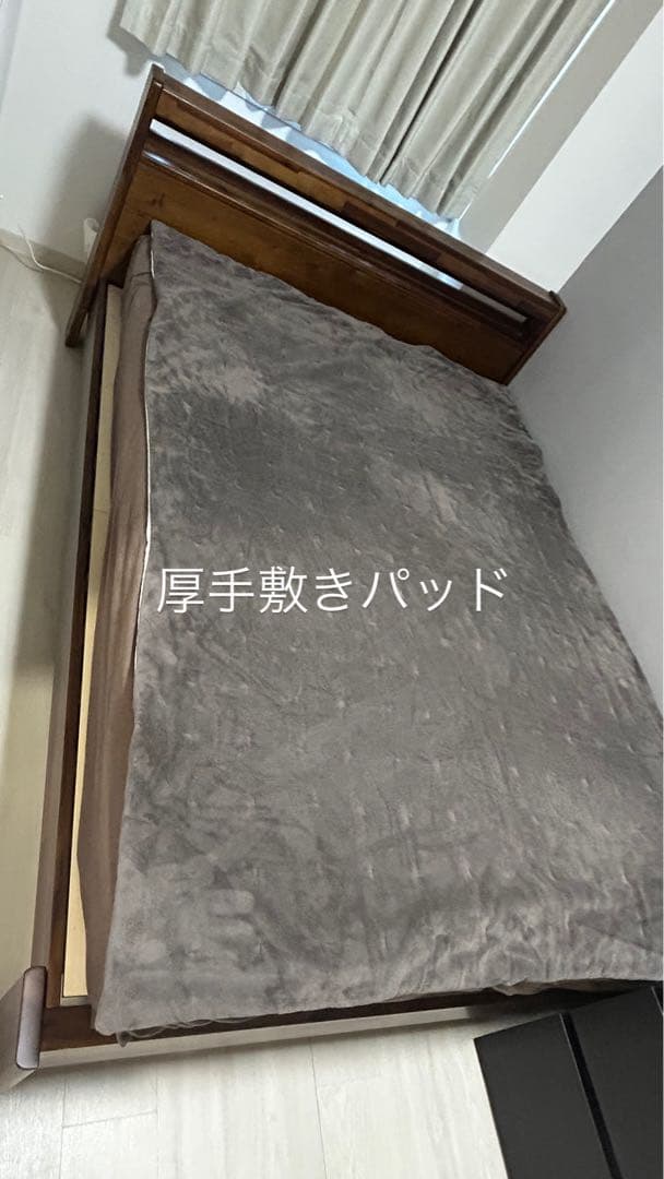 木製ダブルベッドフレーム、マットレス　その他付属品