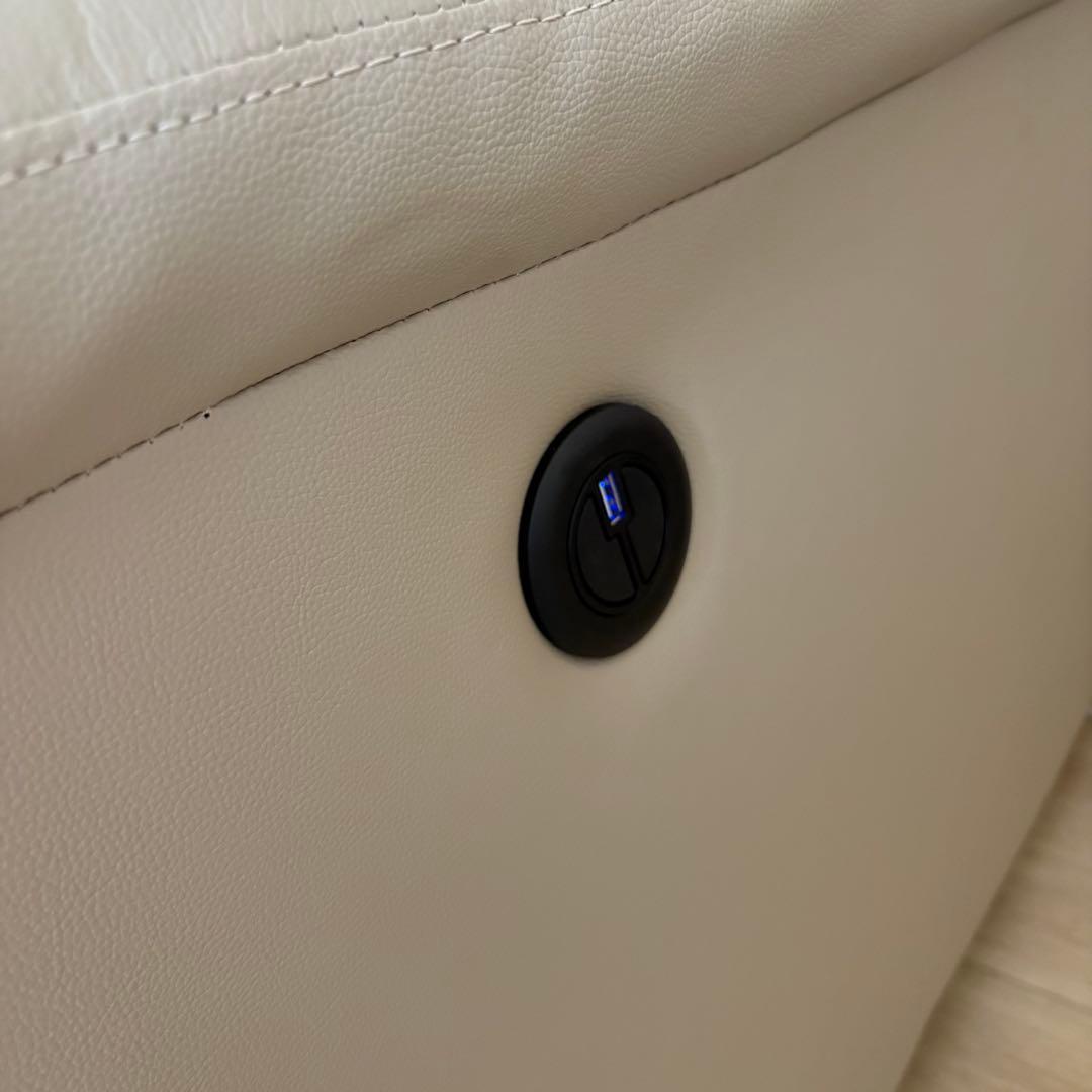 3人掛け電動テーブル付きリクライニングソファ （Nビリーバ2 革BE）