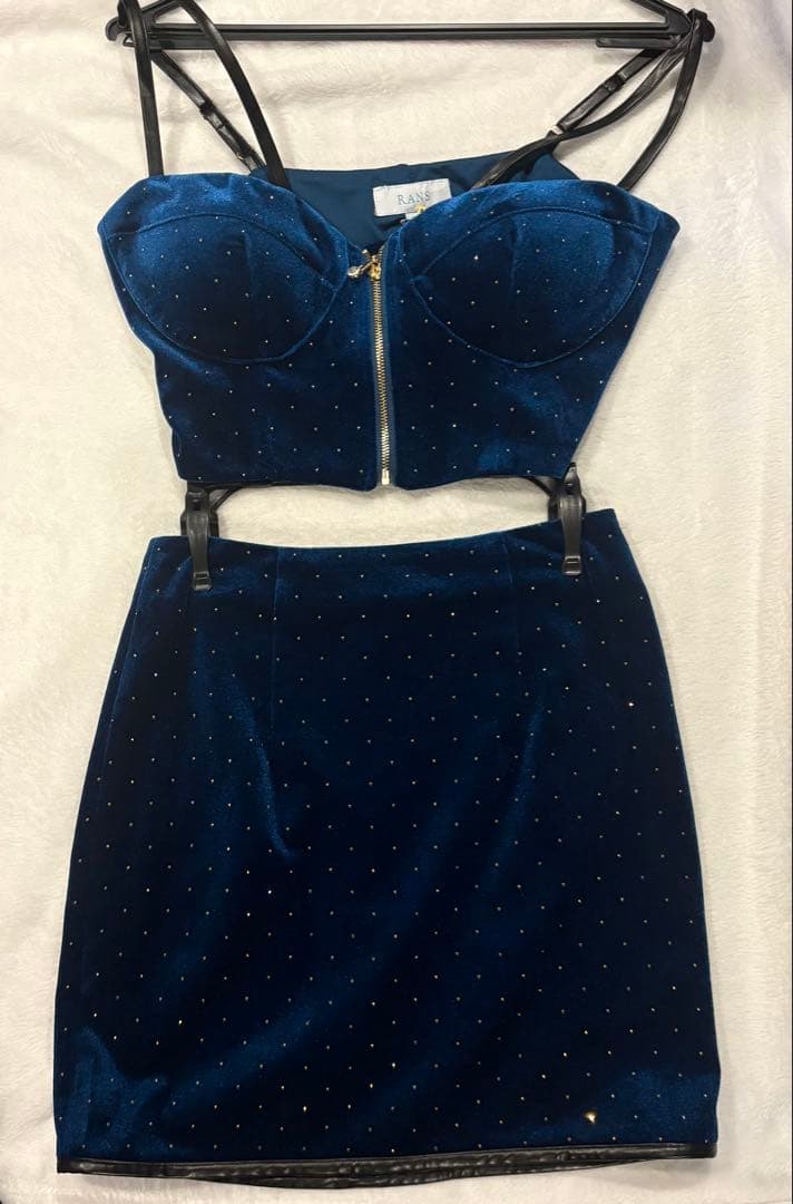RANS（ランズ）ベロアセットアップミニドレスクリーニング済ほぼ未使用新品
