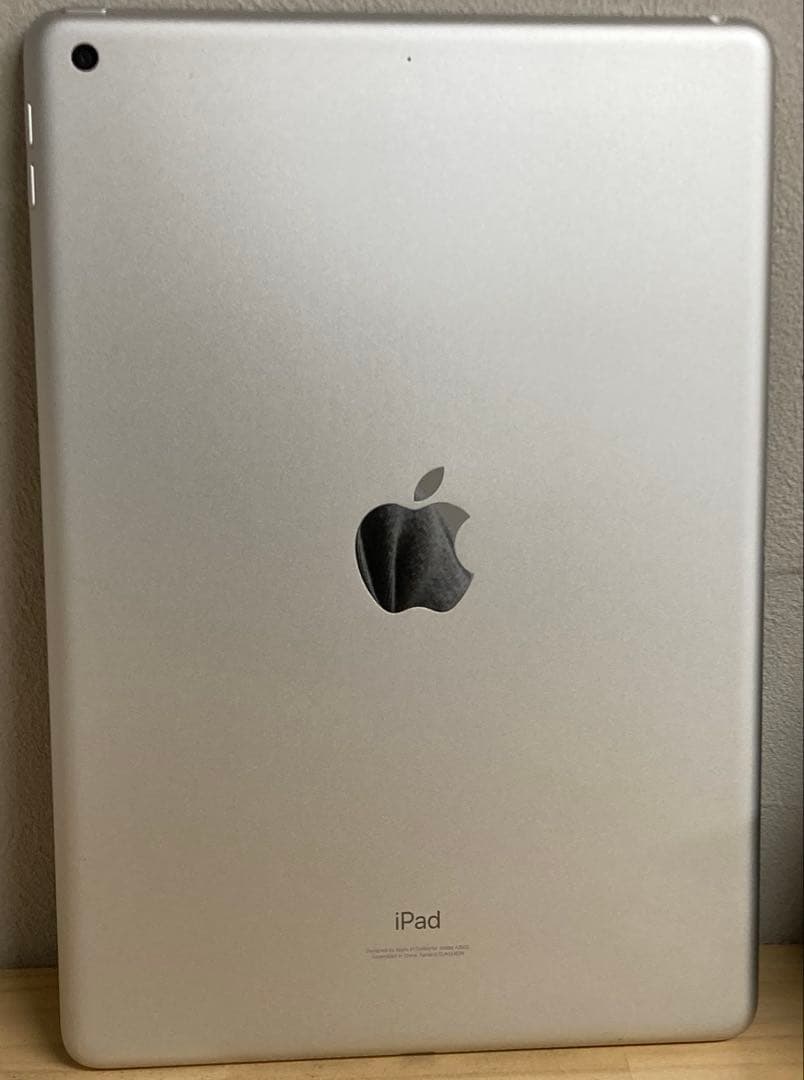 【美品】Apple iPad 10.2インチ 第９世代 シルバー/64GB