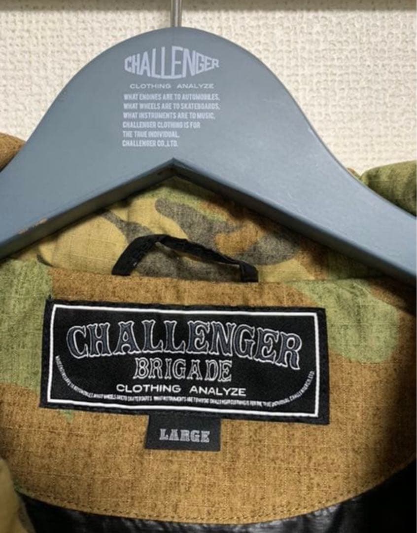 Challenger ダウンベスト